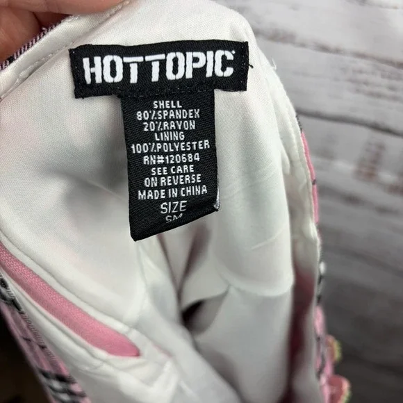 Y2K Hot Topic Baby Pink Strawberry Button Lace Detail Pink Plaid Mini Skirt SM - Picture 5 of 8